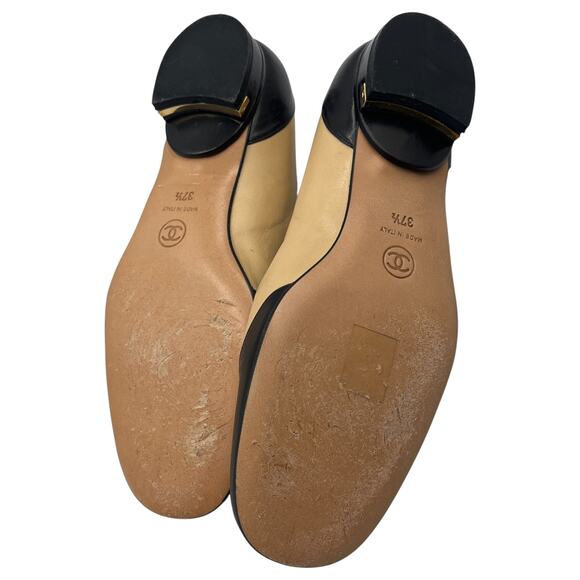 Chanel Interlocking CC Logo Cap Toe Ballet Flats Shoes Beige Black 37.5 US 7.5